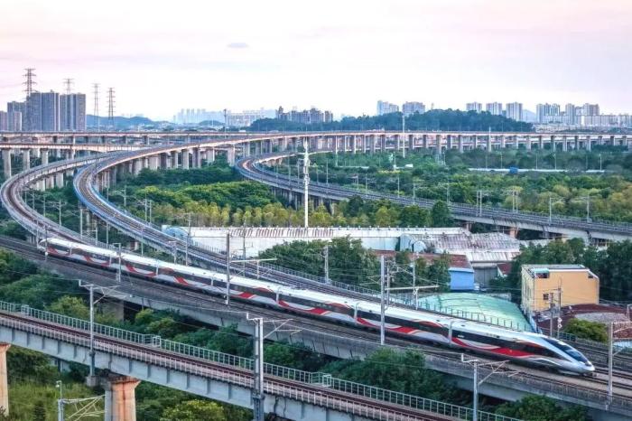 全国铁路1月26日起实行新的列车运行图