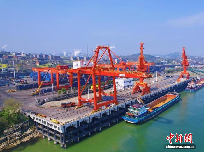 宜昌市政协委员建议：打造长江中上游航运枢纽(图3)