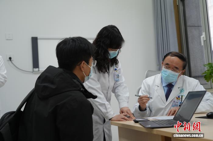 （全国两会）全国人大代表于金明：肿瘤向“慢性病”转变正成为可能