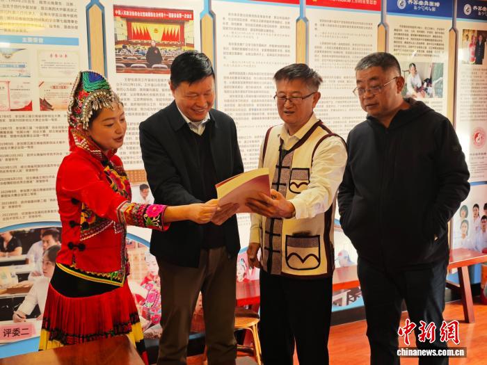 （全国两会）“候鸟”变“归雁” 全国政协委员于干千为“旅居云南”探新路(图2)