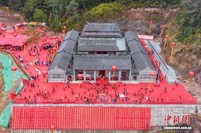 首届张化孙文化交流会暨世界后裔联谊大会在福建上杭开幕(图3) 首届张化孙文化交流会暨世界后裔联谊大会在福建上杭开幕(图3)