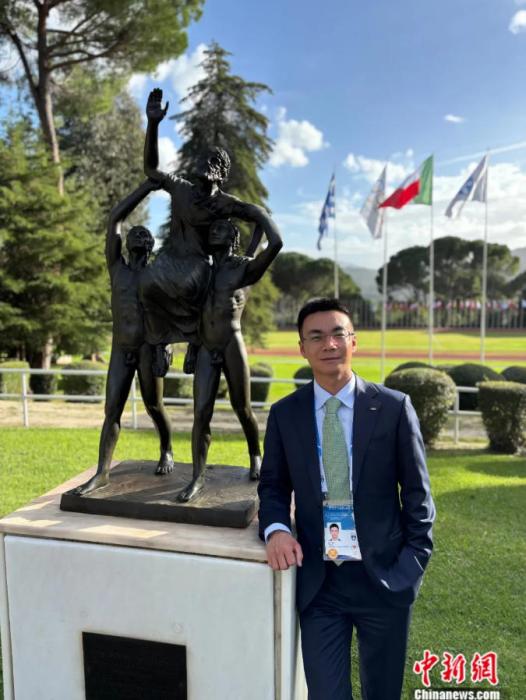 东西问｜侯琨：从北京到米兰，冬季奥林匹克运动共向未来(图5)