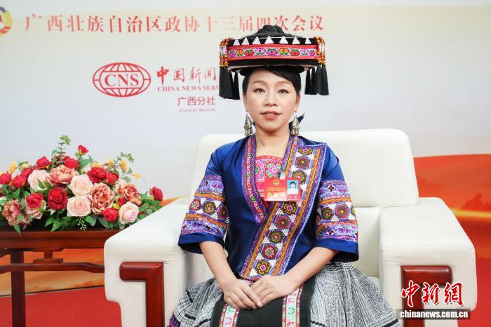 广西人大代表杨壑：让民族团结的种子在孩童心中生根发芽(图1)