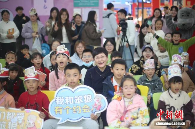 东西问|汤素兰:儿童文学如何构筑中外孩子共同的“精神花园”?(图4) 东西问|汤素兰:儿童文学如何构筑中外孩子共同的“精神花园”?(图4)