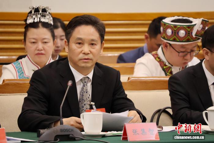 （全国两会）全国人大代表张集智用一部剧述说贵州乡村全面振兴场景(图1)