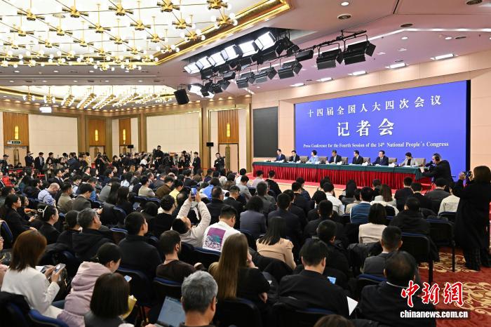 （全国两会）细微之处，藏着中国民生温度(图1)