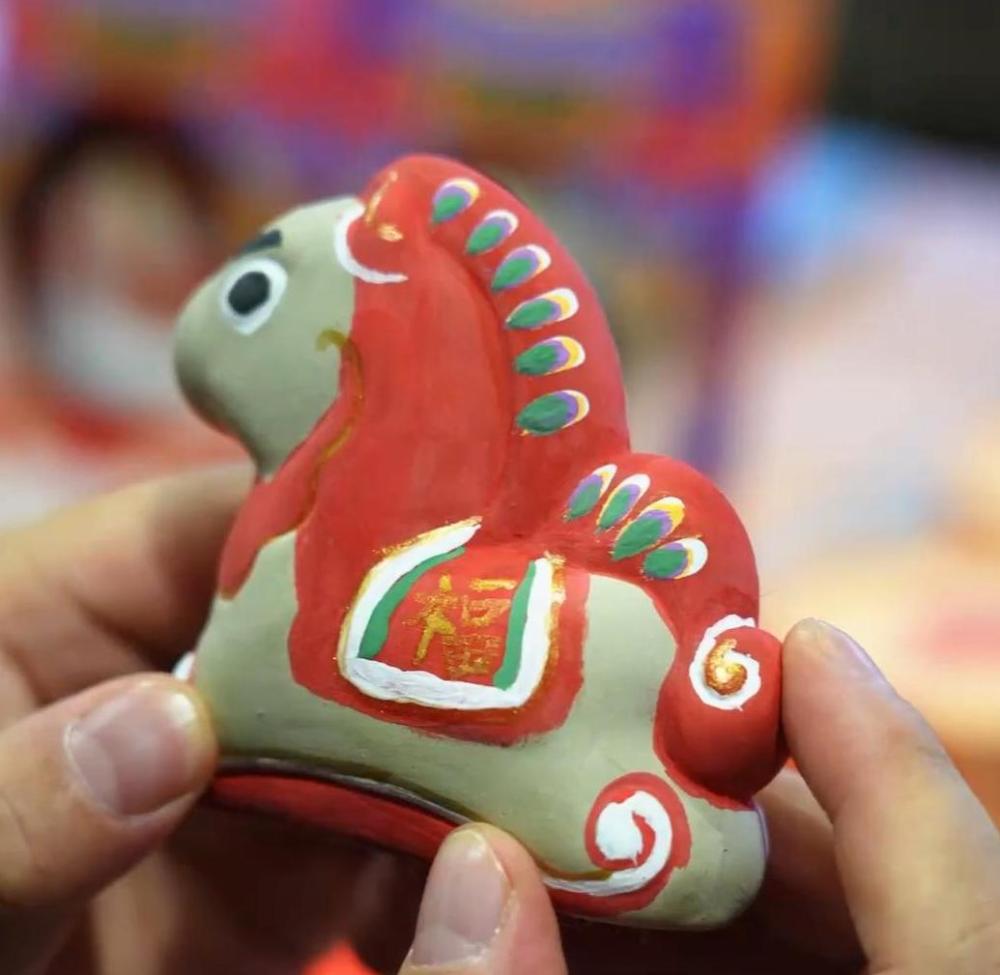 新春走基层·忙年｜走进非遗工坊，这里的年味忙“上新”(图4)