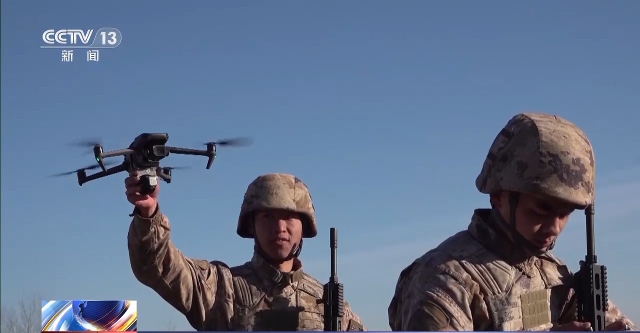 步兵突击、无人协同 直击陆军多课目实战化融合训练现场(图1)