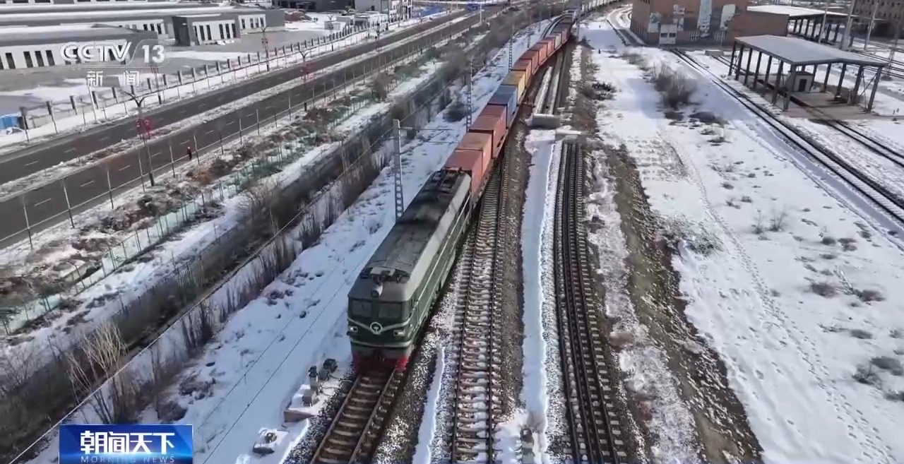 霍尔果斯口岸今年通行中欧（中亚）班列突破1000列(图2)