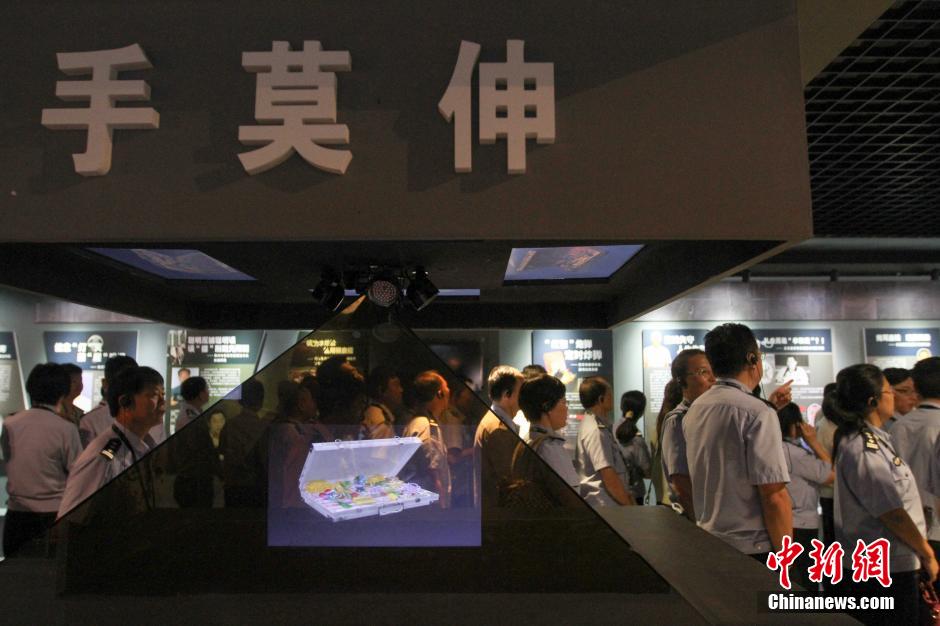 点名这些人、这些事！中央纪委全会公报信息量很大(图1)