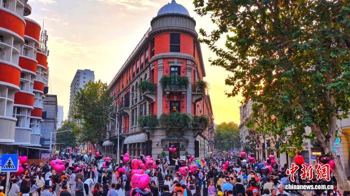 武汉打出政策“组合拳” 推进城市更新及精细化管理(图2)