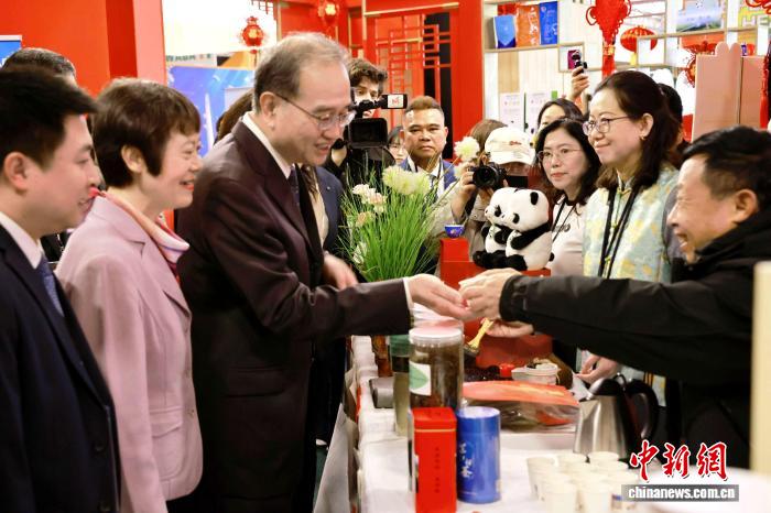 中国农产品走进法国国际农业博览会