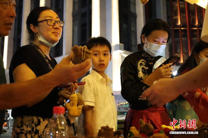 山东省两会为医疗卫生服务“谋良策”(图2)