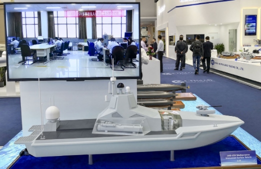 中国﻿首艘导弹无人艇防空反潜显神威 可精准猎杀大目标(图3)