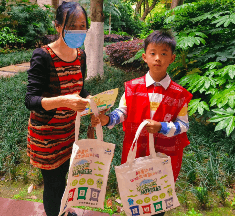 萌力担当！6-12岁儿童组建"自然守护队"：认养社区绿地、义卖植物助农，用行动书写成长答卷(图1)